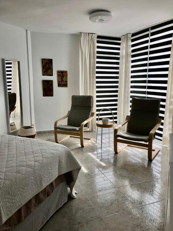 Apartamento San Mar En Calpeアパートメント エクステリア 写真